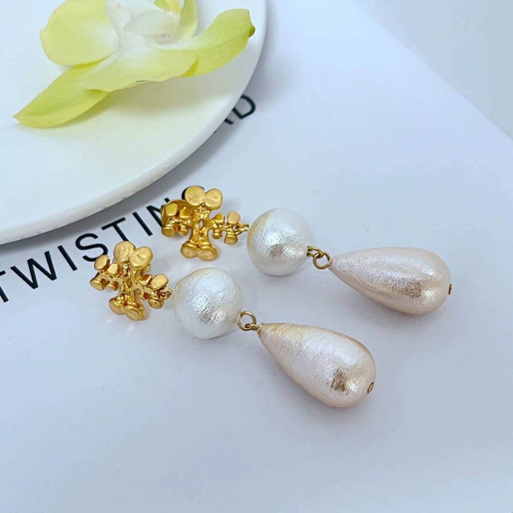 Tory Burch Lady Celeb Style Drop Earrings